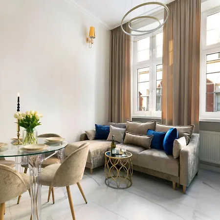 Elite Apartments Ogarna Suites Old Town